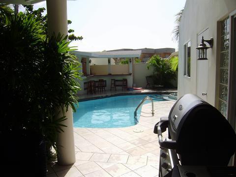 Фото 1 - Palm Beach Vacation Villa