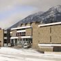 Фото 2 - Banff Voyager Inn