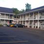 Фото 11 - Midtown Motel & Suites