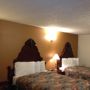 Фото 5 - Midtown Motel & Suites
