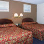 Фото 2 - Fairway Inn & Suites