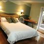 Фото 3 - Meadowbrook Bed & Breakfast