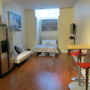 Фото 5 - Financial District Furnished Apartment