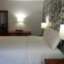 Фото 3 - Isabella Hotel & Suites