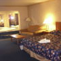 Фото 9 - The Glengate Hotel & Suites