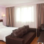 Фото 7 - Shanghai Yiting 6+e Hotel (Lujiazui)
