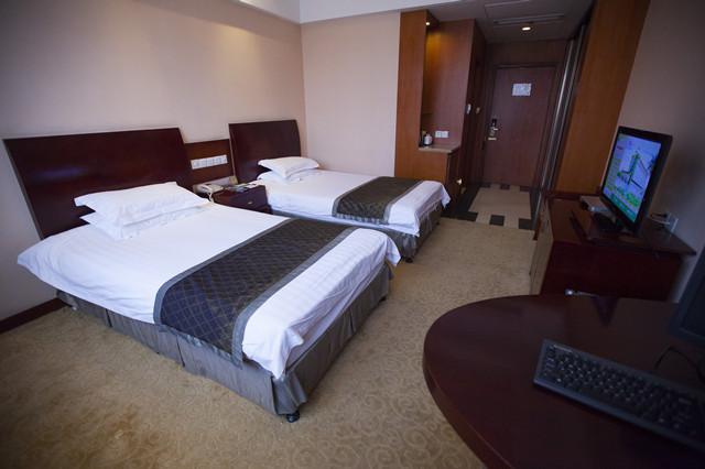 Фото 1 - New Xilai Hotel
