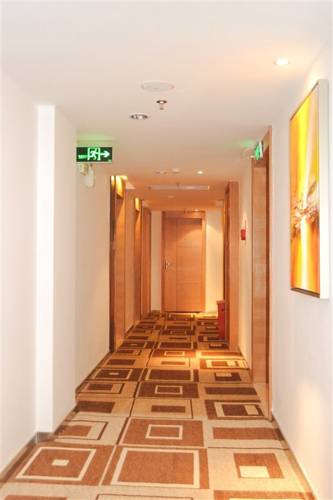 Фото 8 - City Comfort Inn Group(Guilin Beiji Plaza)