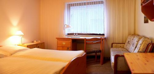 Фото 3 - Land-gut-Hotel Siegerland-Hotel Haus im Walde