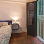 Фото 10 - Stay Barcelona Luxury Gotico Apartments