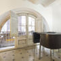 Фото 14 - Stay Barcelona Luxury Gotico Apartments