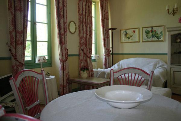 Фото 7 - Holiday Home Chateau Des Gipieres Montbrun Les Bains
