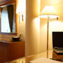 Фото 9 - Athens Atrium Hotel & Jacuzzi Suites