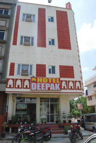 Фото 12 - Hotel Deepak