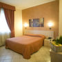 Фото 14 - Hotel Villa Glicini
