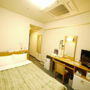 Фото 2 - Hotel Route-Inn Osaka Honmachi