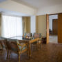 Фото 14 - Ambassador Chauni Apartment-Hotel