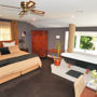 Фото 6 - McCormick House Luxury Accommodation