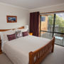 Фото 11 - Wanaka Springs Lodge & Apartment