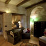 Фото 8 - Fresco Cave Suites & Mansions