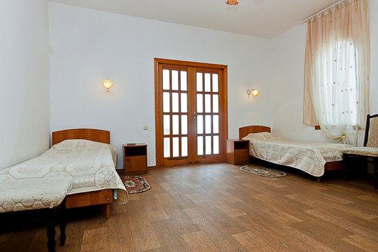 Фото 8 - Livadiya Privat Hotel