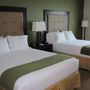 Фото 10 - Holiday Inn Express Hotel & Suites Jacksonville - Mayport / Beach