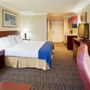 Фото 4 - Holiday Inn Express Hotel & Suites Watsonville