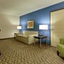 Фото 9 - Holiday Inn & Suites Atlanta Airport North