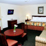 Фото 8 - Castleberry Inn & Suites
