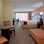 Фото 2 - Holiday Inn Express San Diego - Sorrento Valley