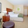 Фото 2 - Holiday Inn Express Hotel & Suites Denver Airport