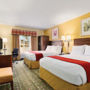 Фото 1 - Holiday Inn Express Hotel & Suites San Diego-Escondido