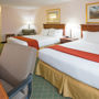 Фото 1 - Holiday Inn Hotel & Suites Farmington Hills-Novi