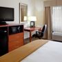 Фото 13 - Holiday Inn Express Hotel & Suites Hardeeville - Hilton Head