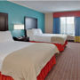 Фото 4 - Holiday Inn Express Hotel & Suites North Kansas City