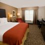 Фото 7 - Holiday Inn Express Hotel & Suites Alexandria - Fort Belvoir
