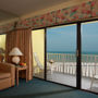 Фото 12 - Alden Suites-A Beachfront Resort