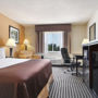 Фото 2 - Baymont Inn and Suites Dallas Love Field