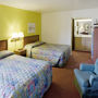 Фото 8 - Budget Inn and Suites Stockton Yosemite