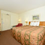 Фото 5 - Americas Best Value Inn and Suites Overland Park