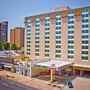 Фото 4 - Courtyard Chevy Chase by Marriott
