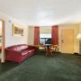 Фото 4 - Days Inn and Suites Wichita East