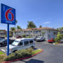 Фото 1 - Motel 6 Los Angeles - Rowland Heights