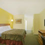 Фото 3 - Americas Best Value Inn Bedford