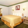 Фото 12 - Quality Inn & Suites Albuquerque West