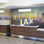 Фото 1 - Embassy Suites Los Angeles - International Airport/North
