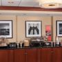 Фото 3 - Hampton Inn Long Island/Islandia