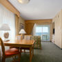 Фото 14 - Embassy Suites Monterey Bay - Seaside