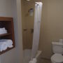 Фото 10 - Quality Inn and Suites Six Flags - Arlington