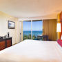 Фото 5 - Aston Waikiki Beach Hotel